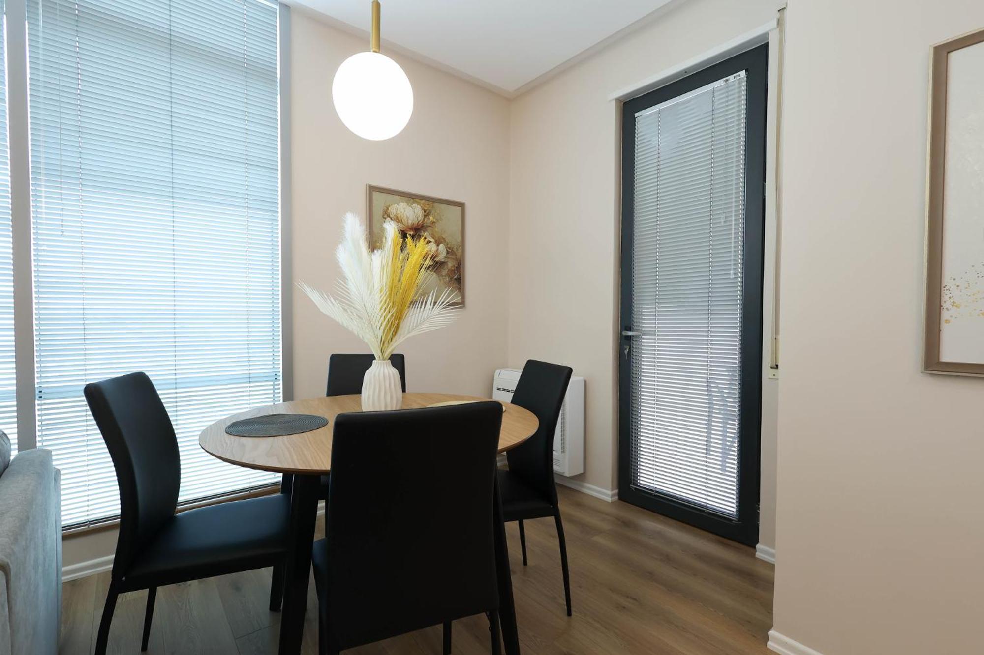 Grandstay Apartments Дуррес Экстерьер фото